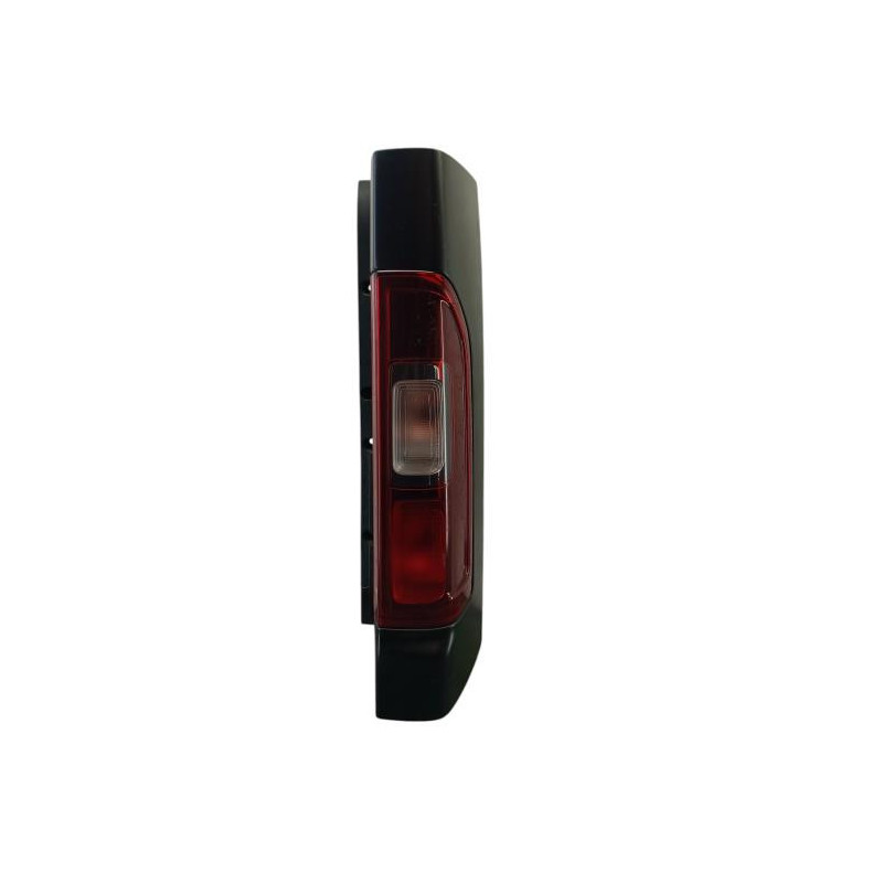 Feu arriere principal droit (feux) RENAULT TRAFIC 3 COURT Photo n°1