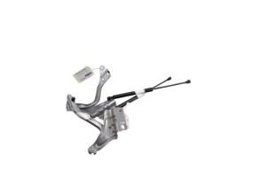 Charniere de capot RENAULT MEGANE 4 Photo n°4 Charniere de capot RENAULT MEGANE 4 Photo n°4