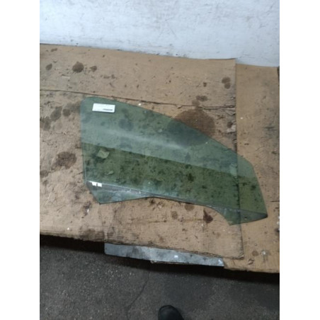 Vitre avant droit PEUGEOT 206