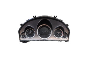 Compteur MERCEDES CLASSE E 212 Photo n°5 Compteur MERCEDES CLASSE E 212 Photo n°5