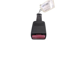 Attache ceinture avant droit PEUGEOT 206 Photo n°2 Attache ceinture avant droit PEUGEOT 206 Photo n°2