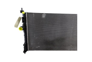 Radiateur eau PEUGEOT 308 2 SW Photo n°4 Radiateur eau PEUGEOT 308 2 SW Photo n°4