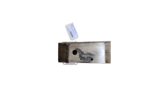 Renfort pare choc avant (traverse) PEUGEOT 308 2 SW Photo n°5 Renfort pare choc avant (traverse) PEUGEOT 308 2 SW Photo n°5