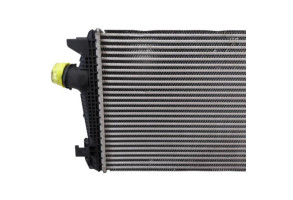 Echangeur air (Intercooler) OPEL ZAFIRA TOURER C Photo n°6 Echangeur air (Intercooler) OPEL ZAFIRA TOURER C Photo n°6