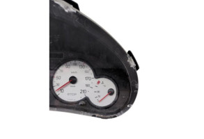 Compteur PEUGEOT 206 Photo n°2