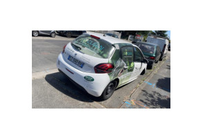 Anti brouillard arriere PEUGEOT 208 1 Photo n°7