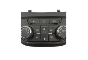 Commande chauffage OPEL ZAFIRA TOURER C Photo n°4