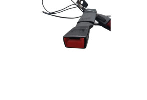 Attache ceinture arriere droit PEUGEOT 3008 1 Photo n°2