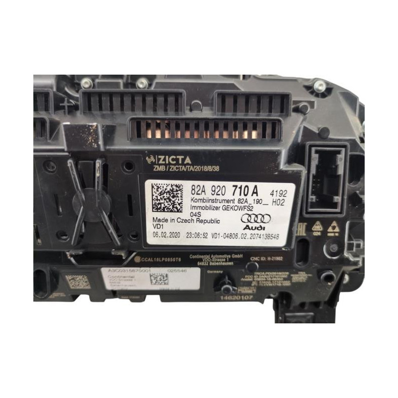 Compteur AUDI A1 2 Photo n°1