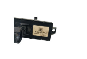 Bouton de warning PEUGEOT 3008 1 Photo n°3