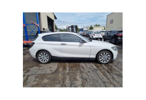 Pare boue avant gauche BMW SERIE 1 F21 Photo n°12
