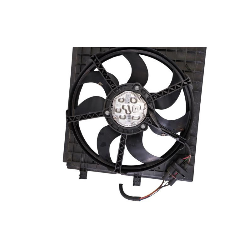 Moto ventilateur radiateur AUDI A1 1 Photo n°1