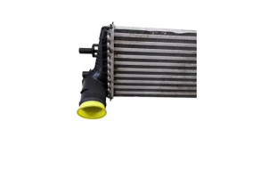 Echangeur air (Intercooler) FORD FOCUS 3 Photo n°1 Echangeur air (Intercooler) FORD FOCUS 3 Photo n°1