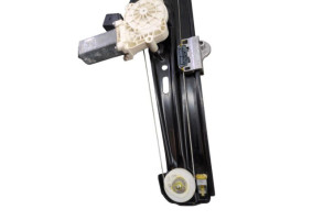 Leve vitre electrique arriere gauche BMW SERIE 5 E60 Photo n°1
