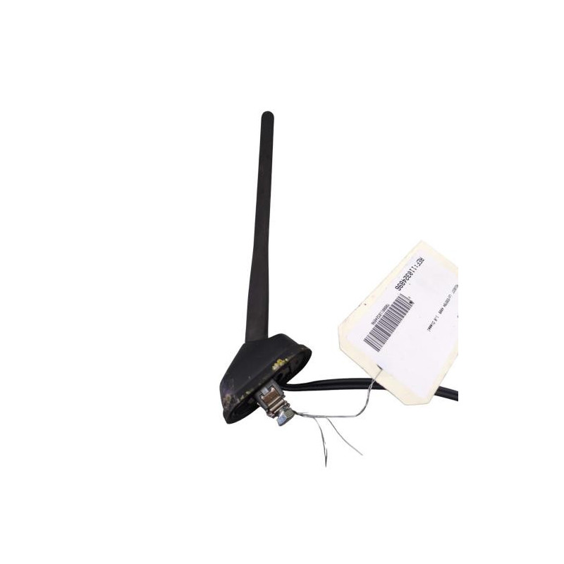 Antenne PEUGEOT 4008 Photo n°1