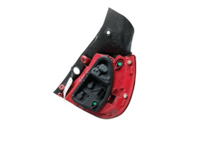 Feu arriere principal gauche (feux) RENAULT CLIO 3 Photo n°3 Feu arriere principal gauche (feux) RENAULT CLIO 3 Photo n°3