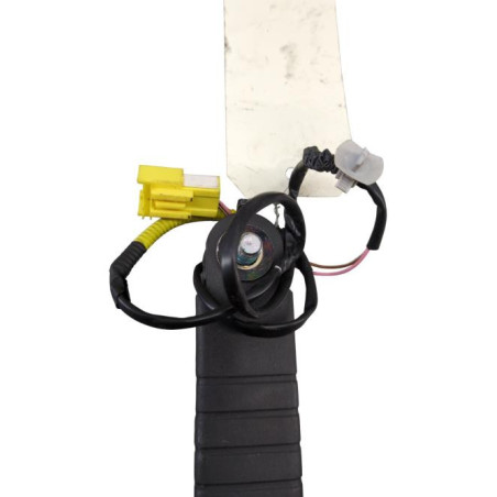 Attache ceinture avant gauche CHEVROLET CAPTIVA