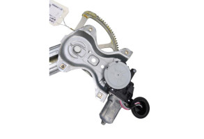 Leve vitre electrique avant droit TOYOTA YARIS 3 Photo n°1