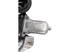 Leve vitre electrique avant droit TOYOTA YARIS 3 Photo n°4