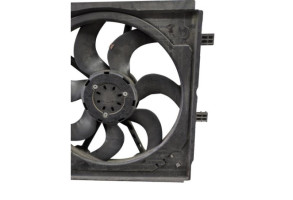 Moto ventilateur radiateur AUDI A1 1 Photo n°3