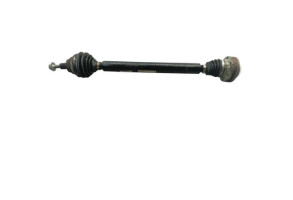 Cardan droit (transmission) VOLKSWAGEN GOLF 6 Photo n°1 Cardan droit (transmission) VOLKSWAGEN GOLF 6 Photo n°1