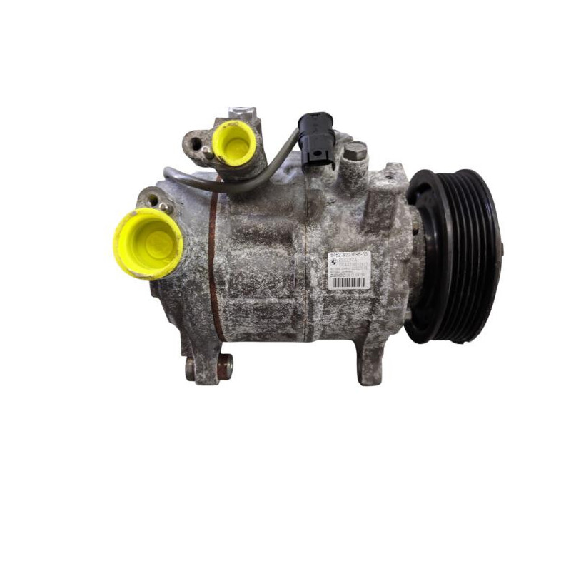 Compresseur clim BMW SERIE 1 F21 Photo n°1 Compresseur clim BMW SERIE 1 F21 Photo n°1