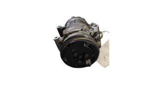 Compresseur clim RENAULT CLIO 2 Photo n°2