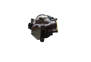 Compresseur clim RENAULT CLIO 5 Photo n°4