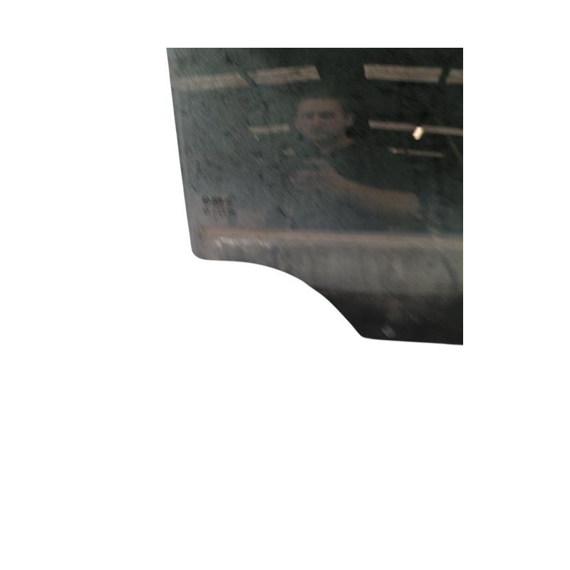 Vitre arriere droit CHEVROLET CAPTIVA Photo n°1
