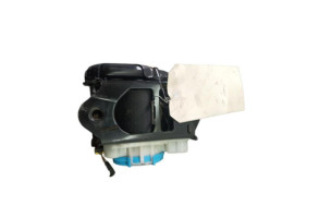 Ceinture arriere droit MERCEDES CLASSE CLA 117 Photo n°4 Ceinture arriere droit MERCEDES CLASSE CLA 117 Photo n°4
