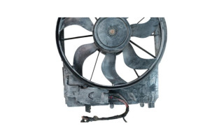 Moto ventilateur radiateur MERCEDES CLASSE CLA 117 Photo n°3