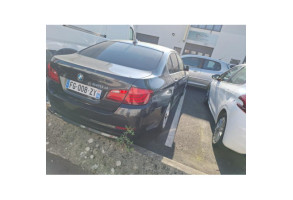 Attache ceinture arriere droit BMW SERIE 5 F10 Photo n°2 Attache ceinture arriere droit BMW SERIE 5 F10 Photo n°2
