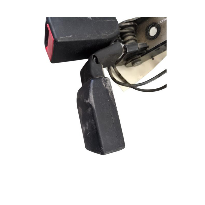 Attache ceinture arriere droit MERCEDES CLASSE CLA 117 Photo n°1