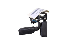 Attache ceinture arriere droit MERCEDES CLASSE CLA 117 Photo n°3 Attache ceinture arriere droit MERCEDES CLASSE CLA 117 Photo n°3