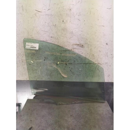 Vitre avant droit PEUGEOT 207