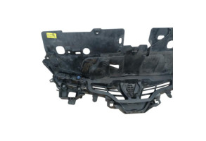 Calandre RENAULT CLIO 4 Photo n°6