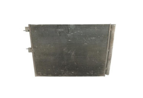 Radiateur clim MERCEDES CLASSE CLA 117 Photo n°4 Radiateur clim MERCEDES CLASSE CLA 117 Photo n°4