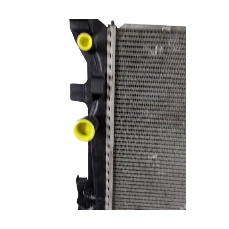 Radiateur eau MERCEDES CLASSE CLA 117 Photo n°1 Radiateur eau MERCEDES CLASSE CLA 117 Photo n°1