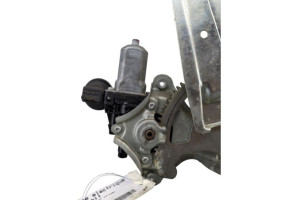 Leve vitre electrique arriere droit TOYOTA RAV4 3 Photo n°2 Leve vitre electrique arriere droit TOYOTA RAV4 3 Photo n°2