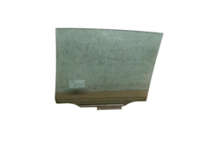 Vitre arriere droit TOYOTA RAV4 3 Photo n°5 Vitre arriere droit TOYOTA RAV4 3 Photo n°5