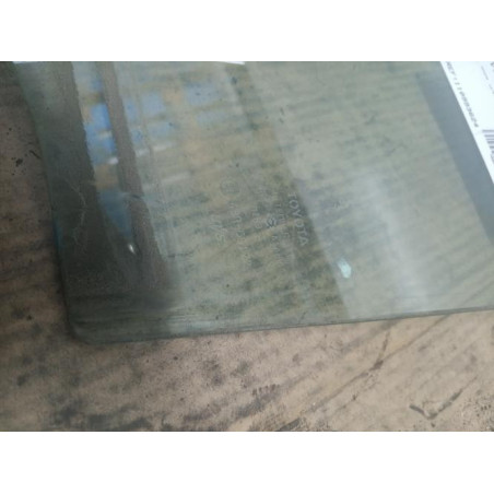 Vitre arriere gauche TOYOTA RAV4 3