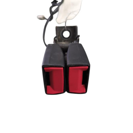 Attache ceinture arriere droit PEUGEOT 308 2