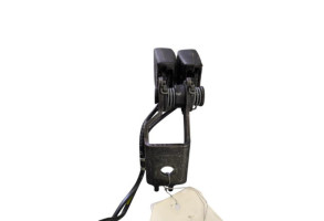 Attache ceinture arriere droit PEUGEOT 308 2 SW Photo n°1