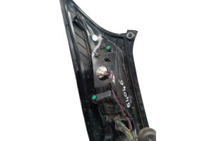 Feu arriere principal droit (feux) TOYOTA AYGO 2 Photo n°5