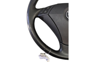 Volant BMW SERIE 5 E60 Photo n°7 Volant BMW SERIE 5 E60 Photo n°7
