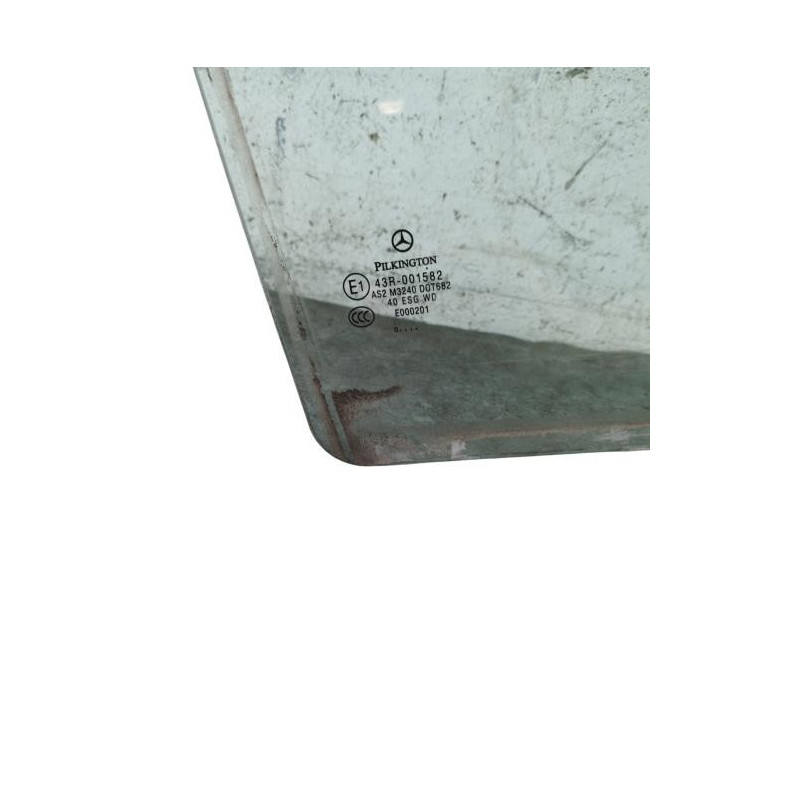Vitre arriere droit MERCEDES CLASSE C 204 Photo n°1