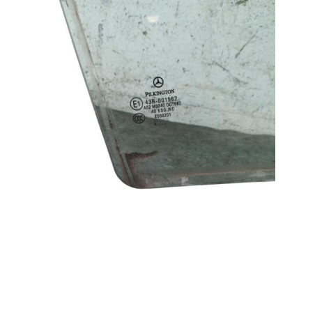 Vitre arriere droit MERCEDES CLASSE C 204