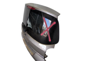 Malle/Hayon arriere RENAULT MODUS Photo n°1 Malle/Hayon arriere RENAULT MODUS Photo n°1