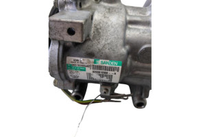 Compresseur clim RENAULT CLIO 3 Photo n°2