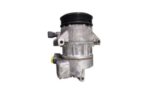 Compresseur clim MITSUBISHI COLT 6 Photo n°2